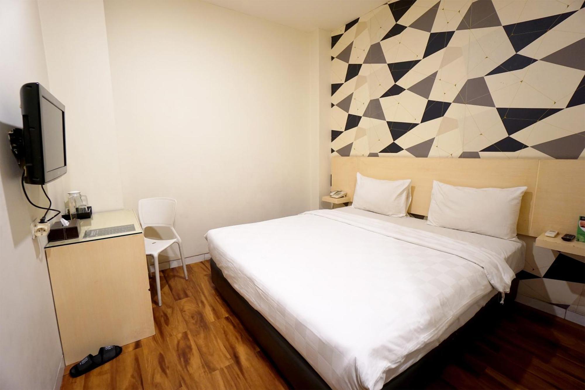 Hotel 88 Mangga Besar Raya 120 Jakarta By Wh Luaran gambar