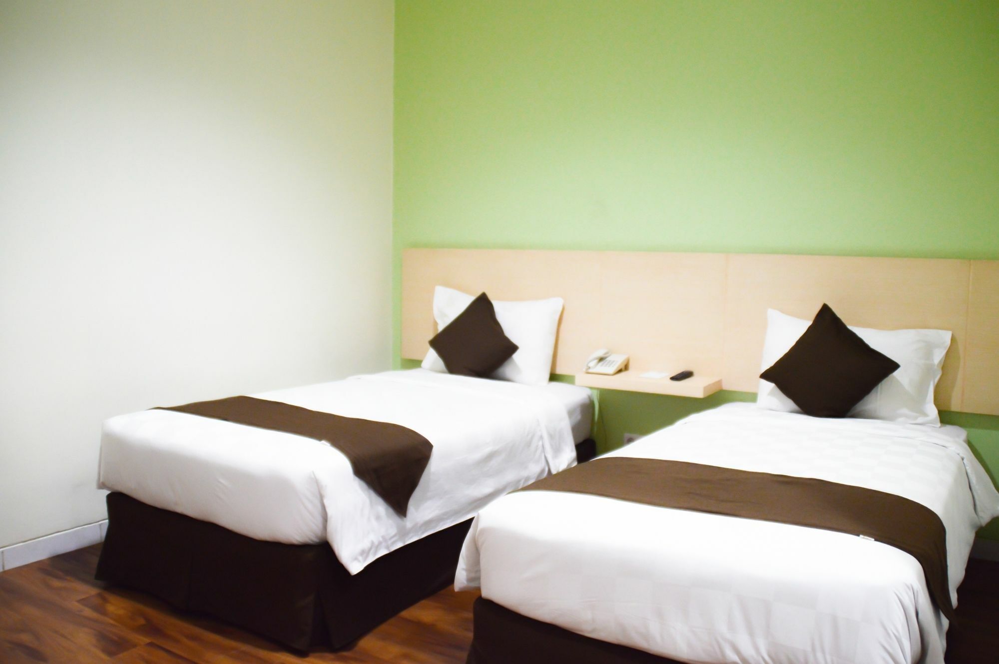 Hotel 88 Mangga Besar Raya 120 Jakarta By Wh Luaran gambar