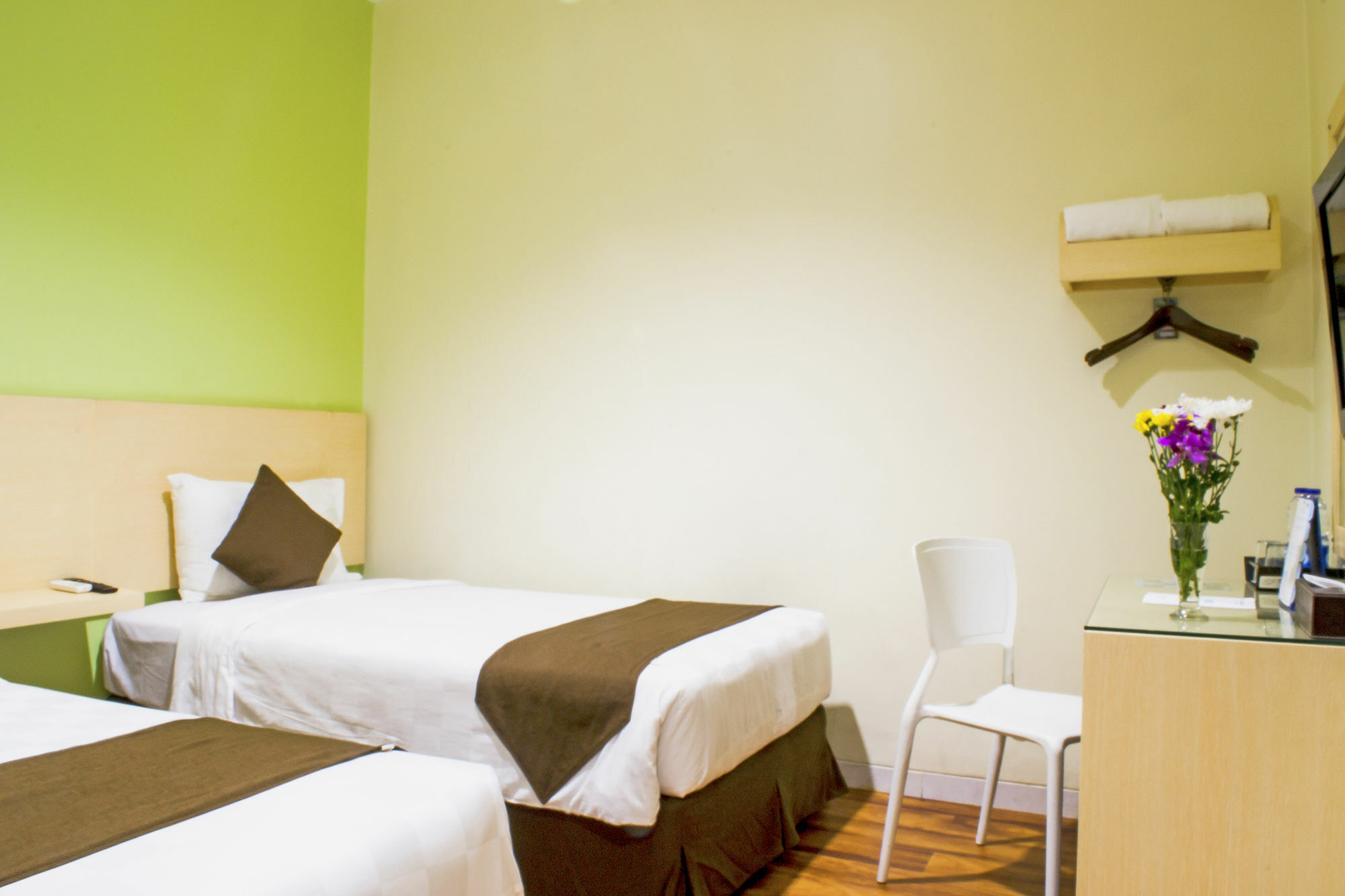 Hotel 88 Mangga Besar Raya 120 Jakarta By Wh Luaran gambar